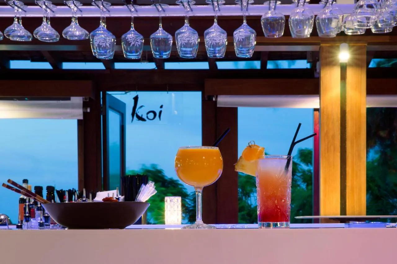 Capo Bay Hotel Protaras